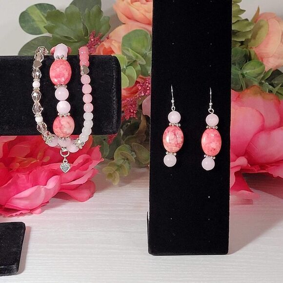 Three strand Bracelet with matching Earrings - Picture 2 of 3
